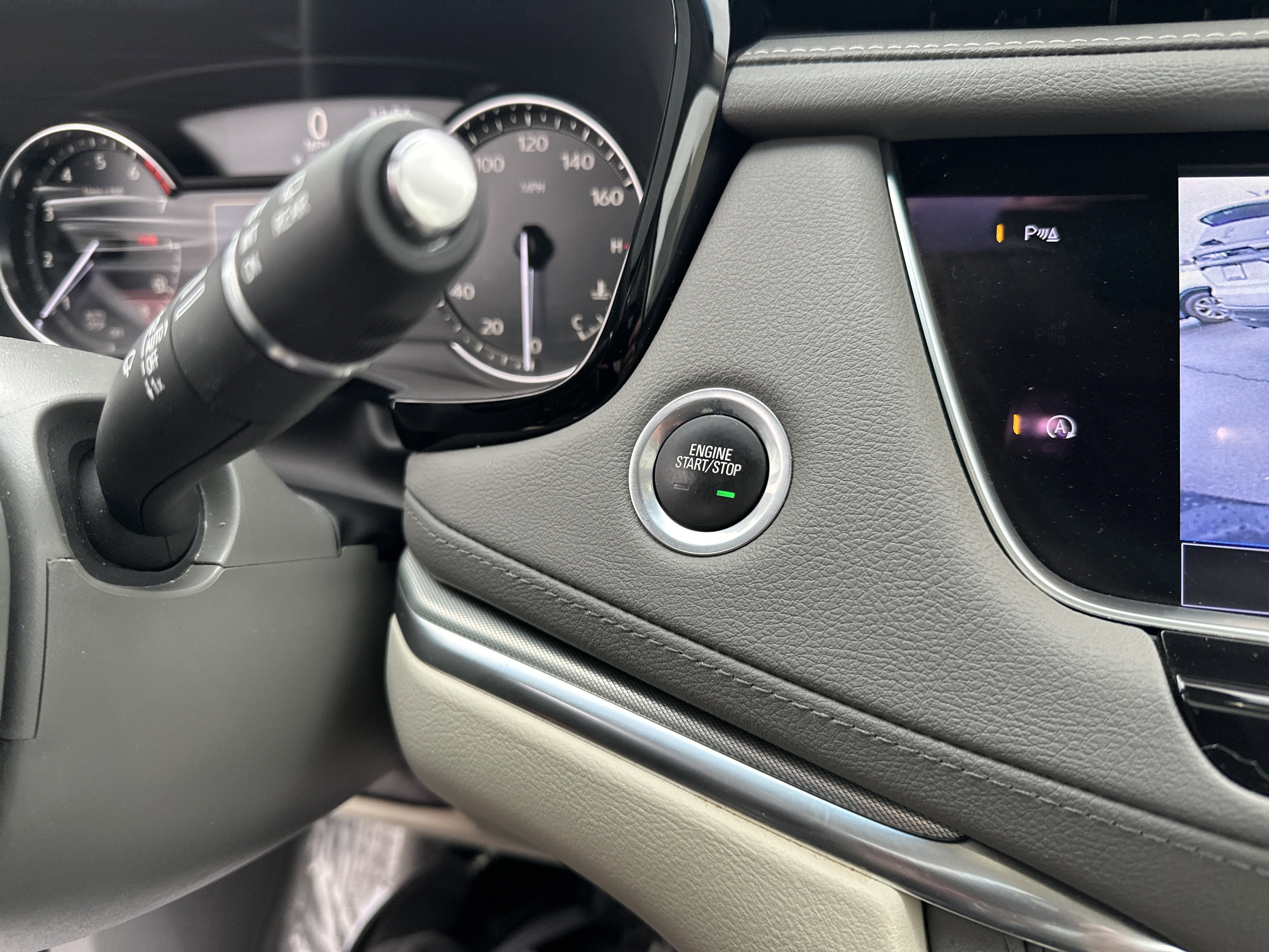 2022 Cadillac XT5 AWD Premium Luxury