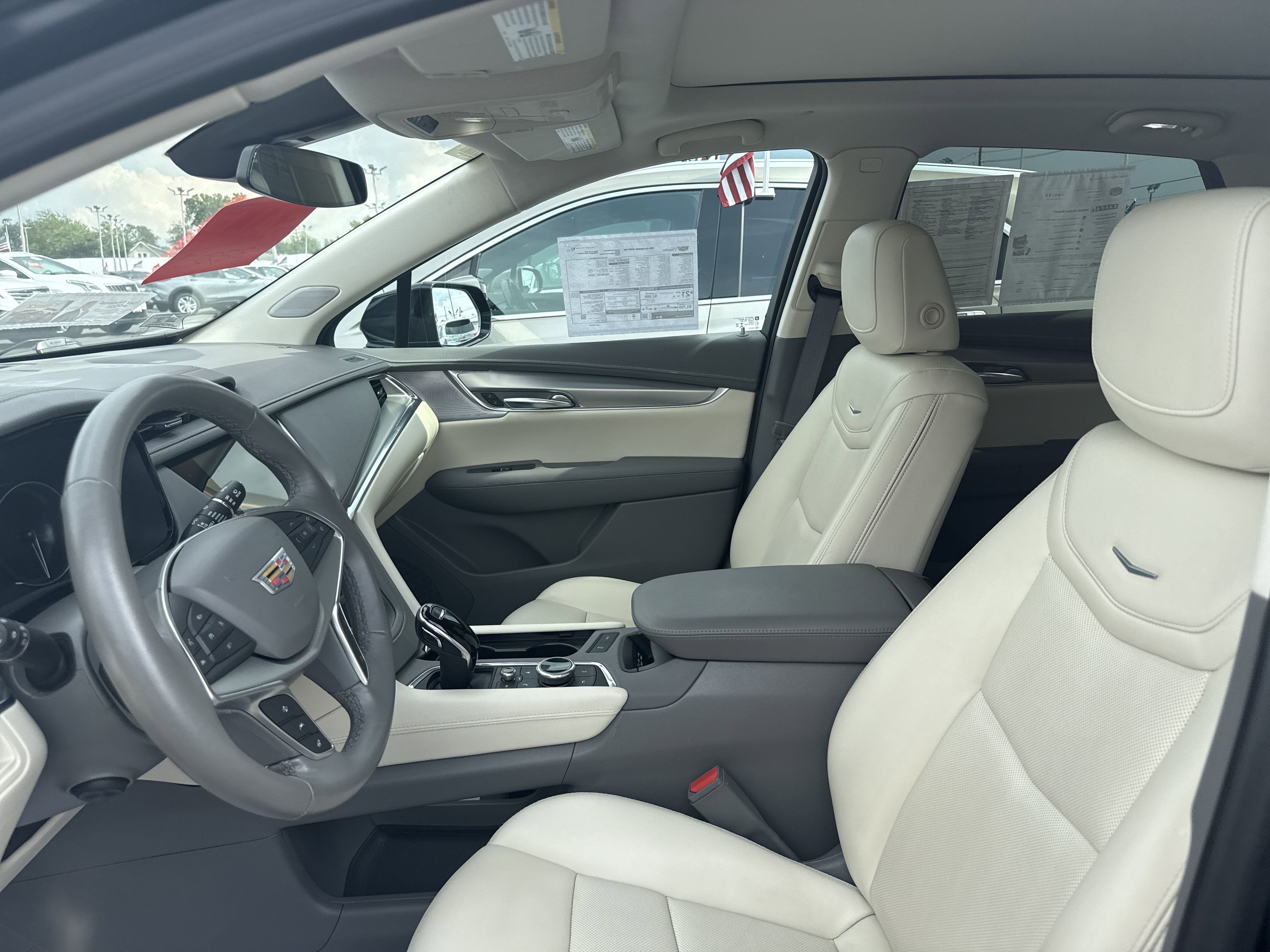 2022 Cadillac XT5 AWD Premium Luxury