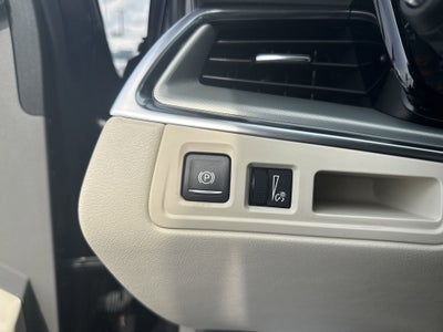 2022 Cadillac XT5 AWD Premium Luxury