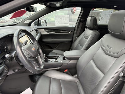 2022 Cadillac XT5 AWD Premium Luxury