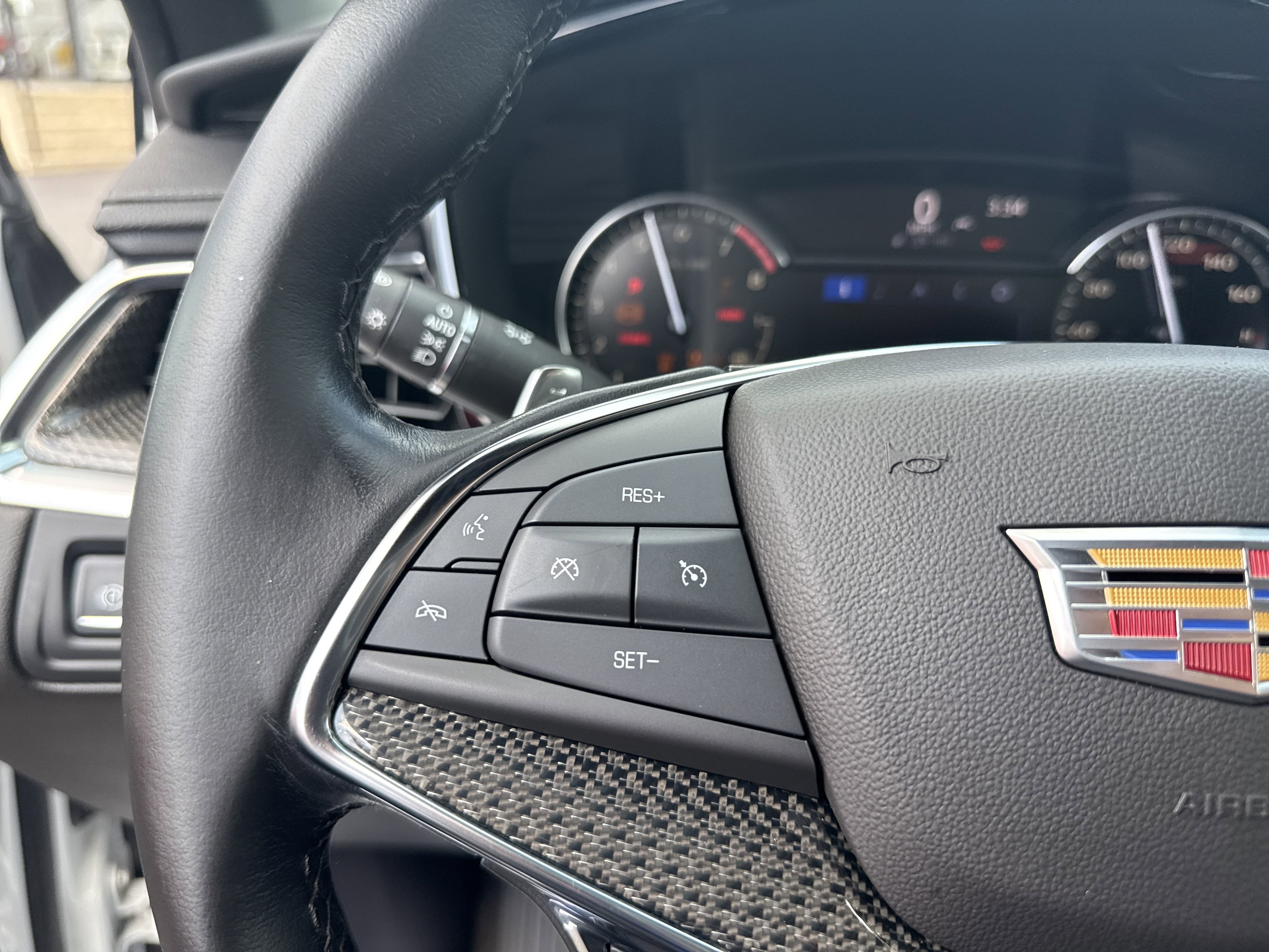 2022 Cadillac XT5 AWD Sport