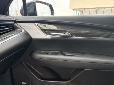 2022 Cadillac XT5 AWD Sport