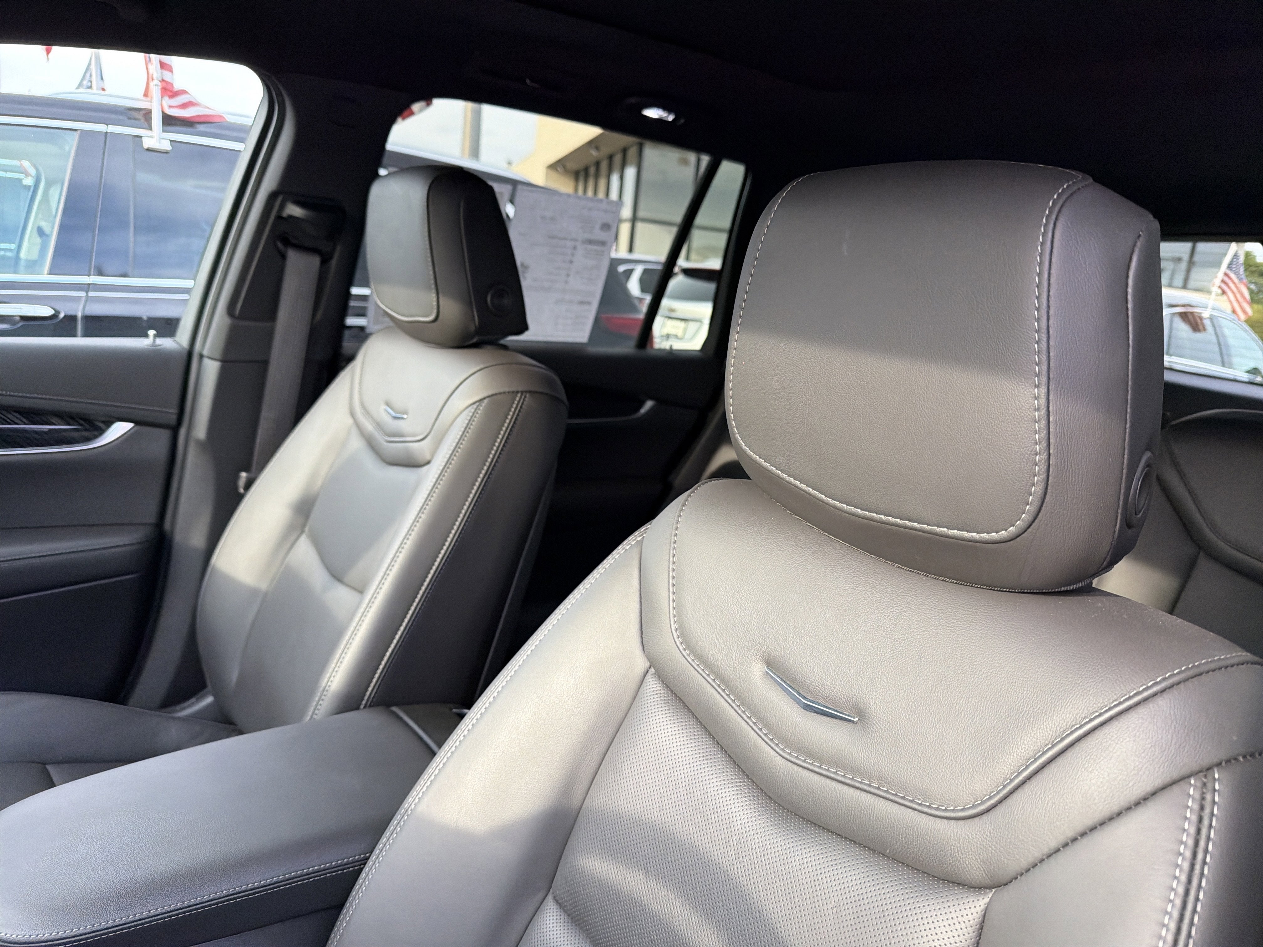 2025 Cadillac XT6 FWD Premium Luxury