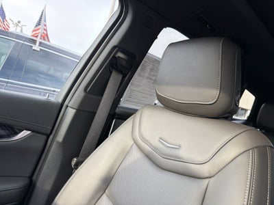 2025 Cadillac XT6 FWD Premium Luxury