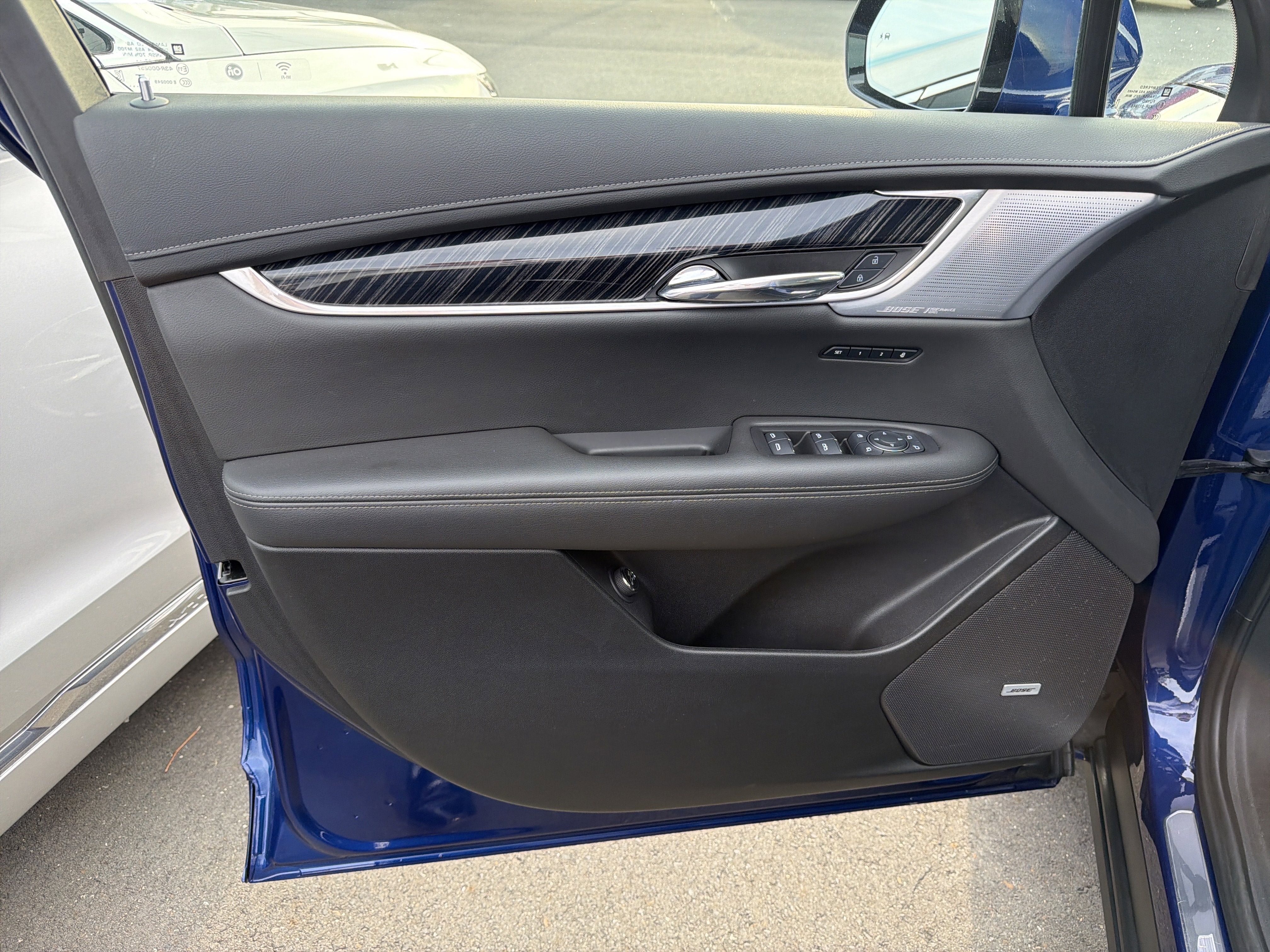 2025 Cadillac XT6 FWD Premium Luxury