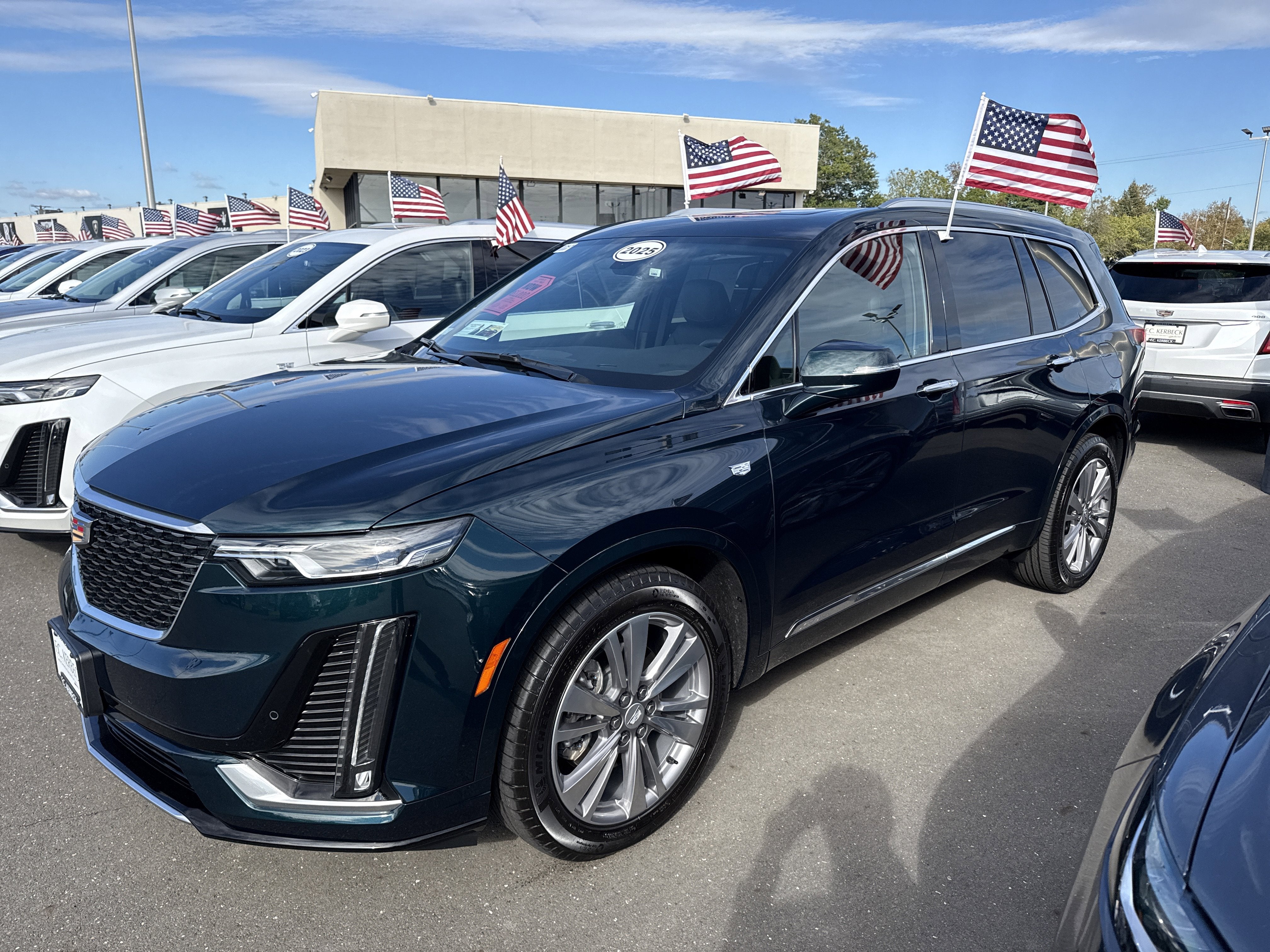 2025 Cadillac XT6 FWD Premium Luxury
