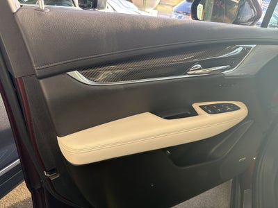 2022 Cadillac XT6 Sport