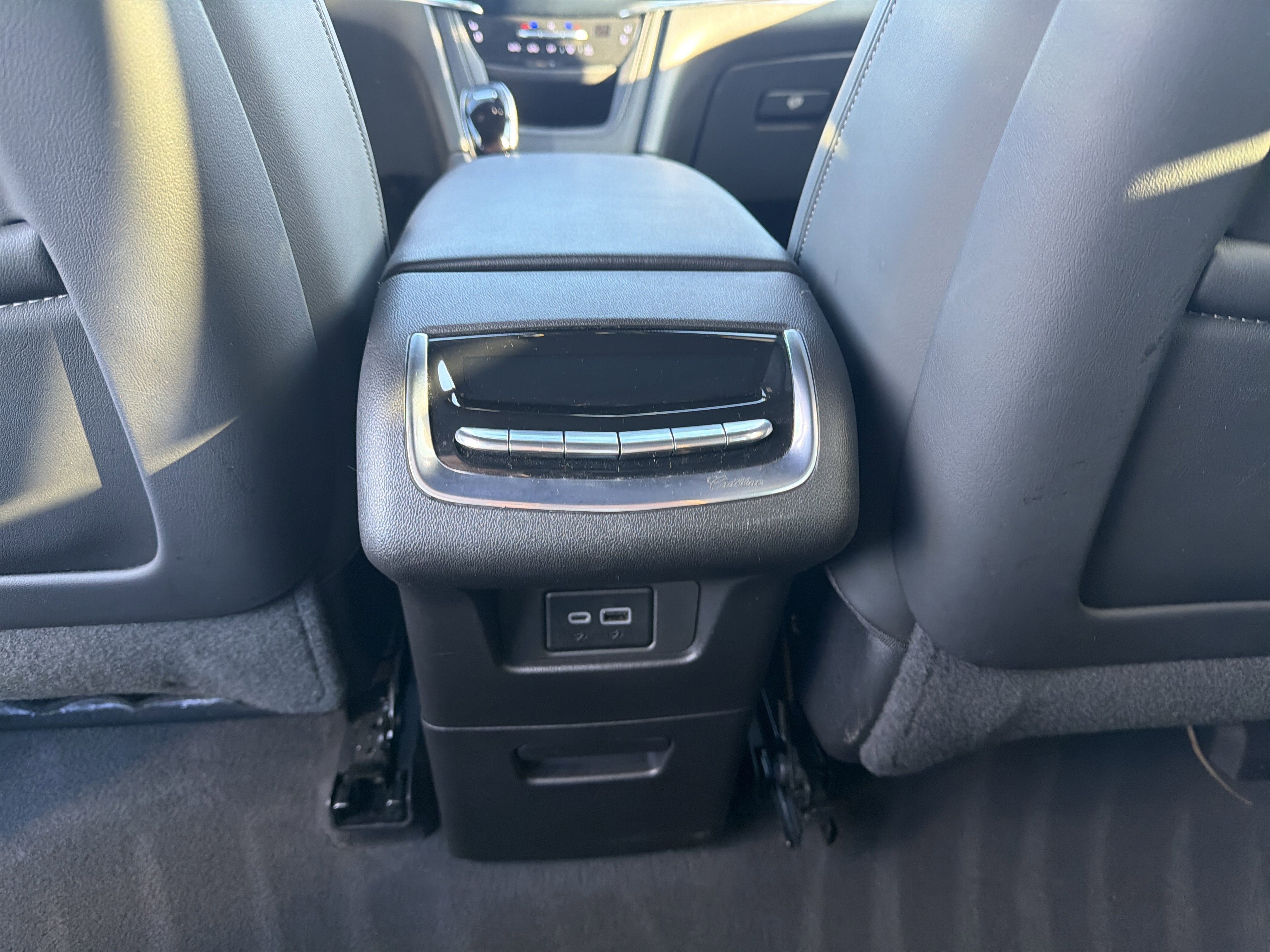 2024 Cadillac XT6 AWD Sport