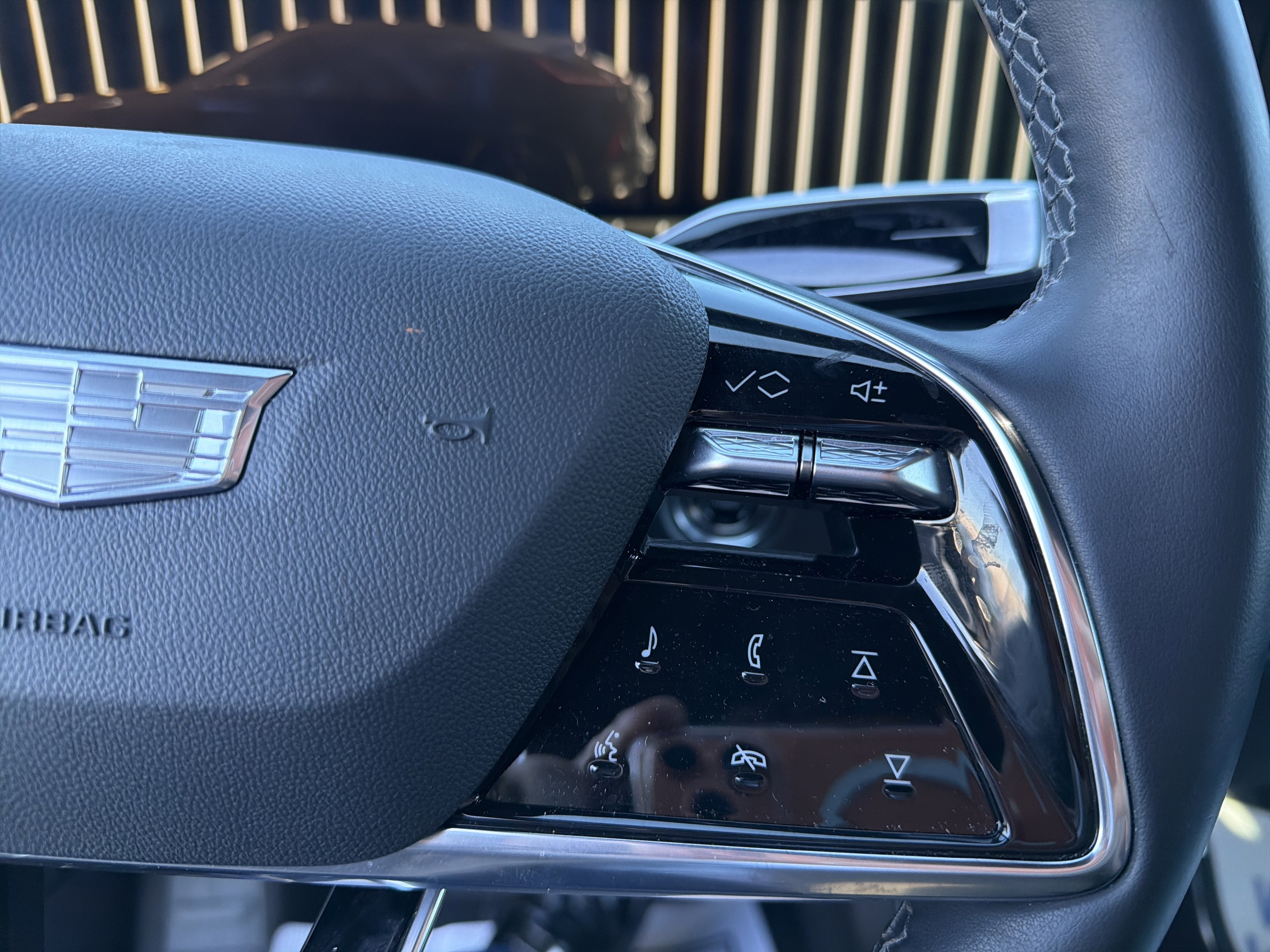 2024 Cadillac LYRIQ Tech