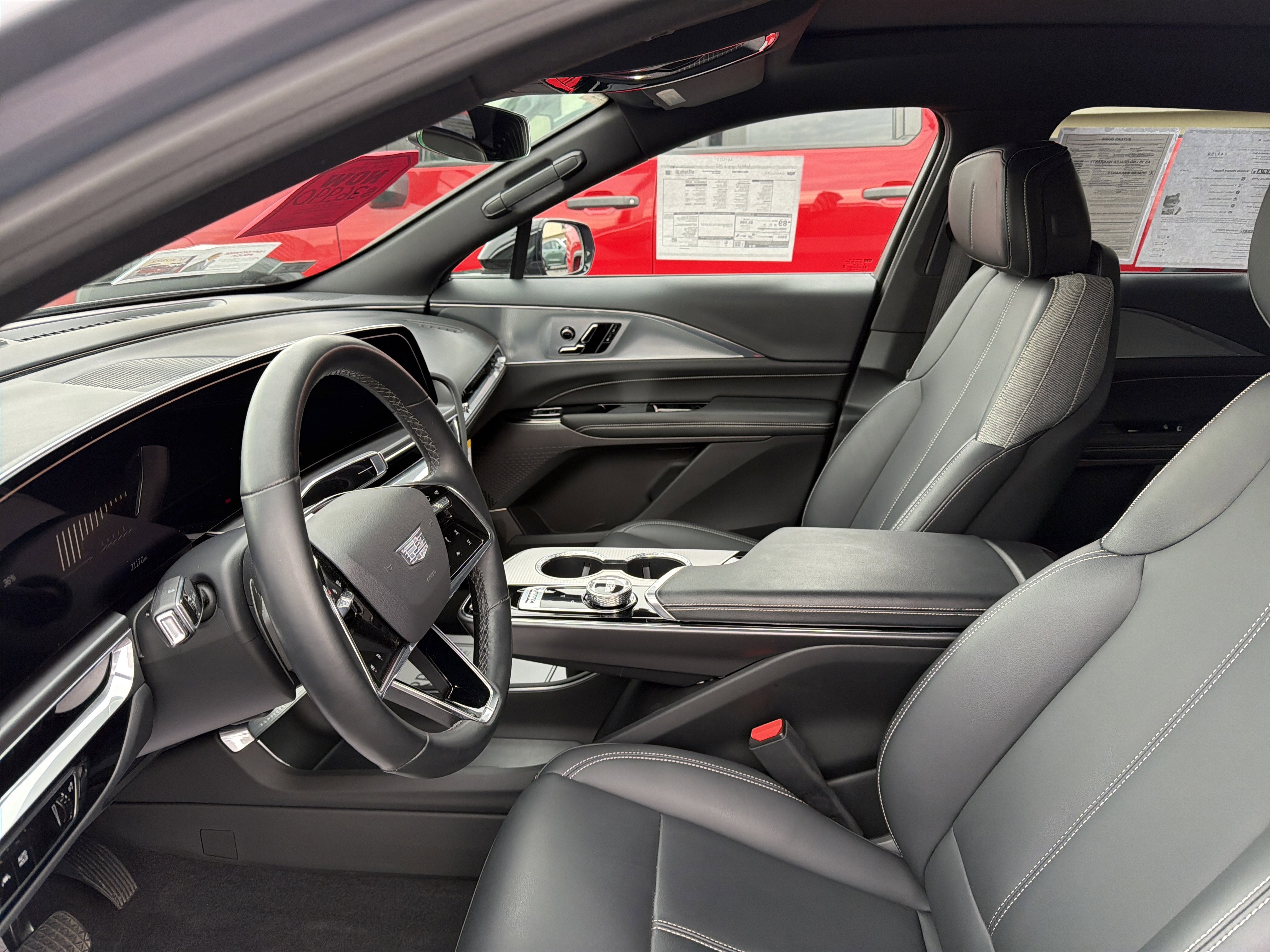 2024 Cadillac LYRIQ Tech