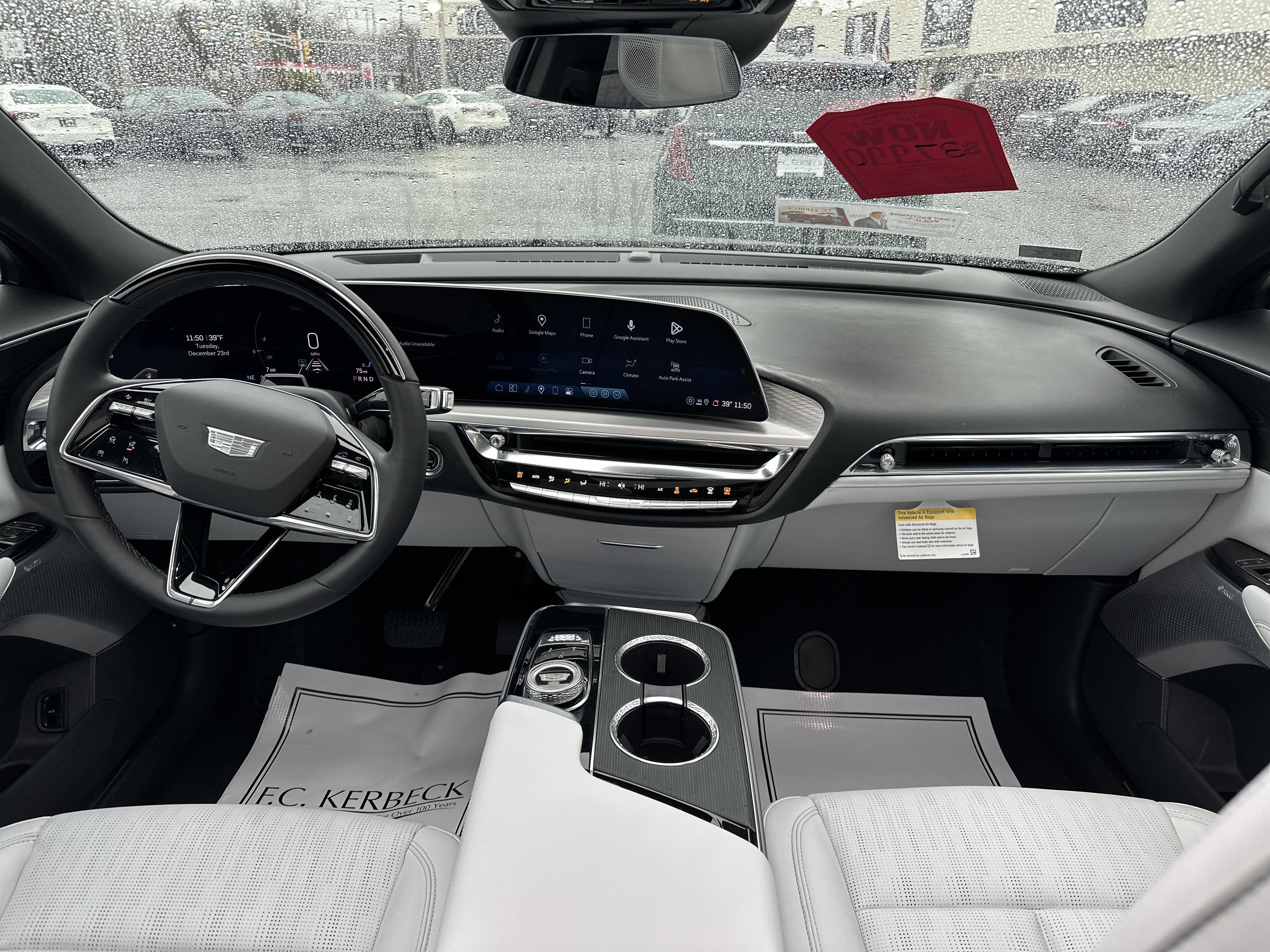 2024 Cadillac LYRIQ Sport