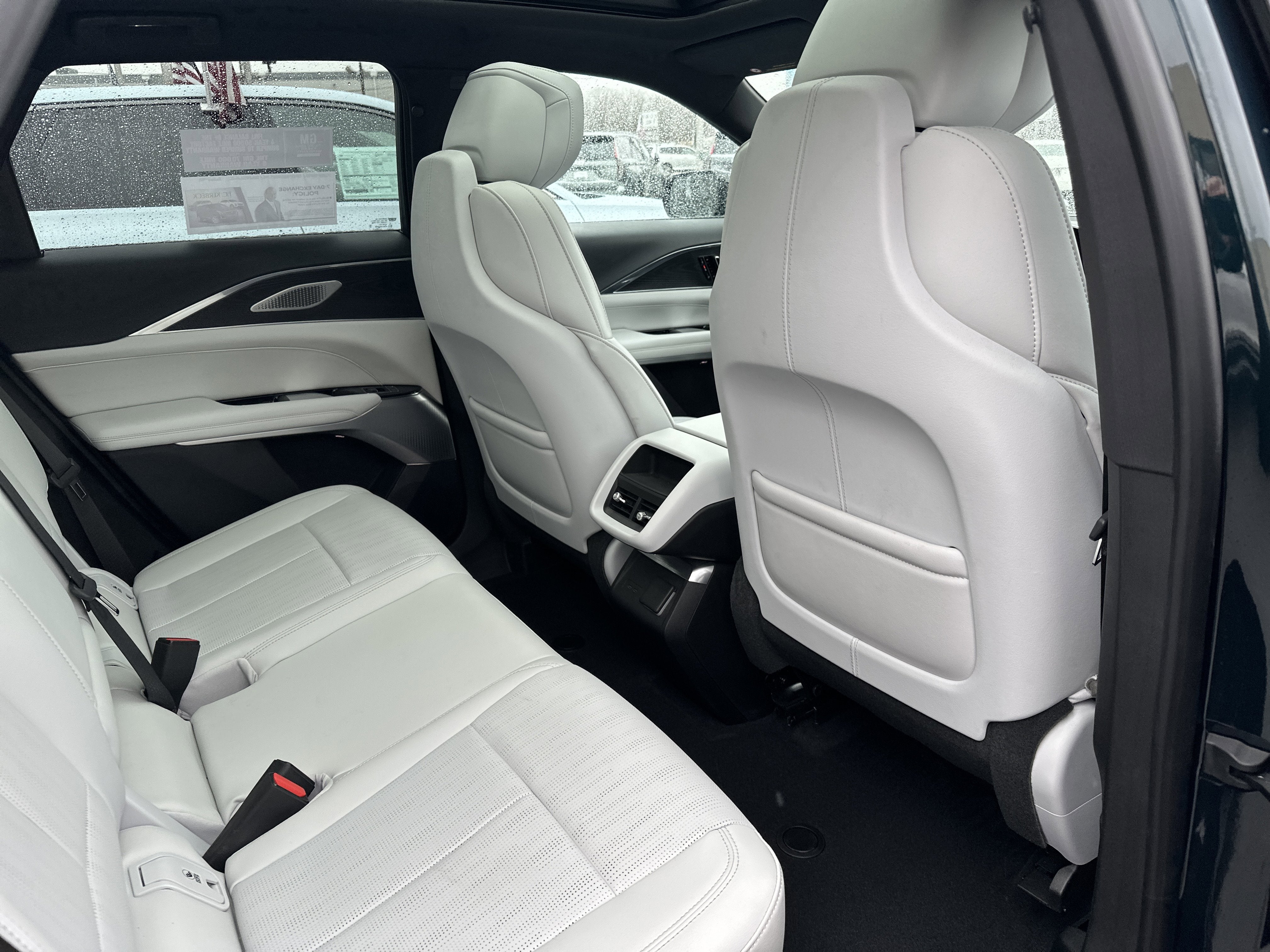 2024 Cadillac LYRIQ Sport