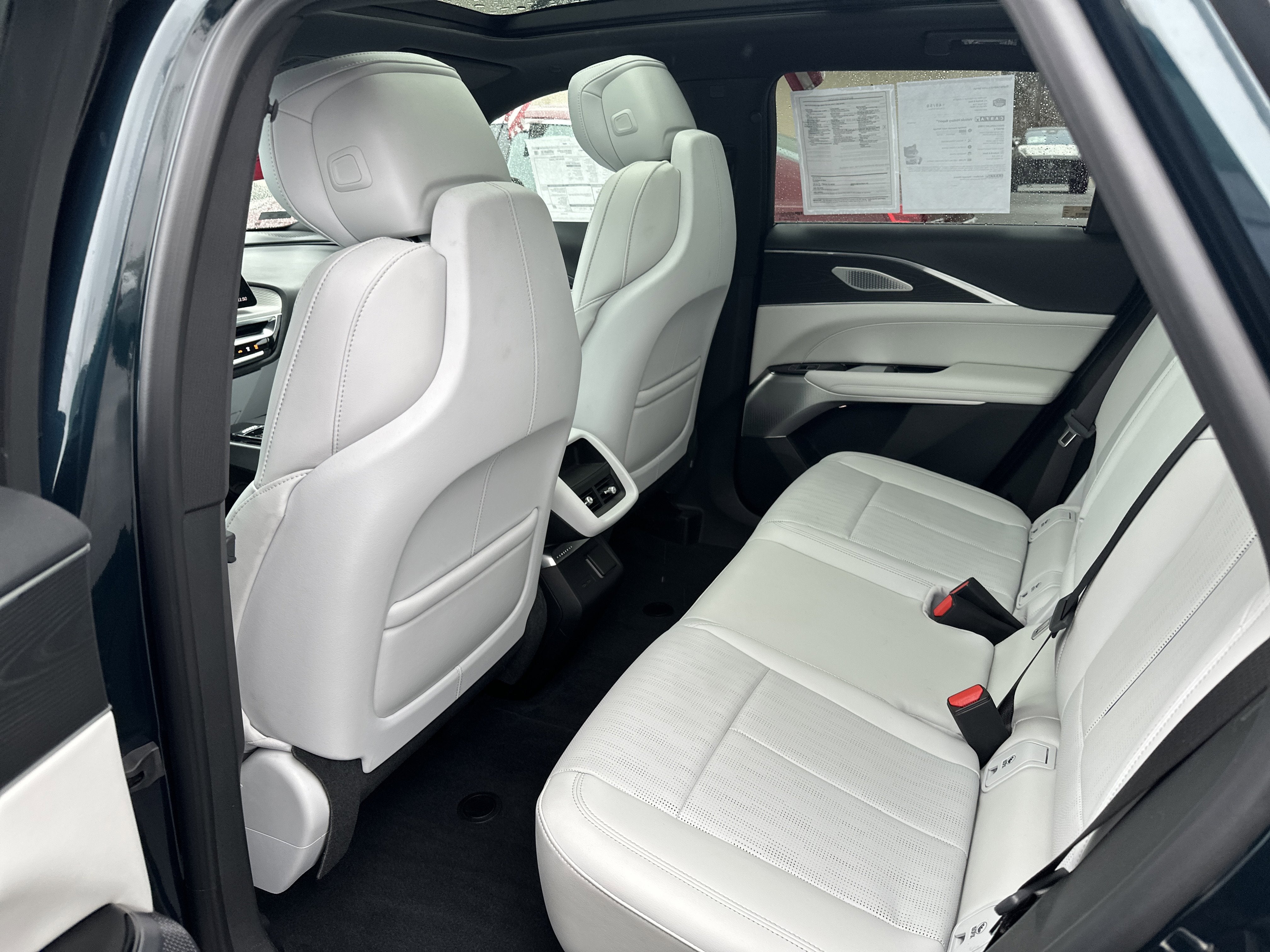 2024 Cadillac LYRIQ Sport