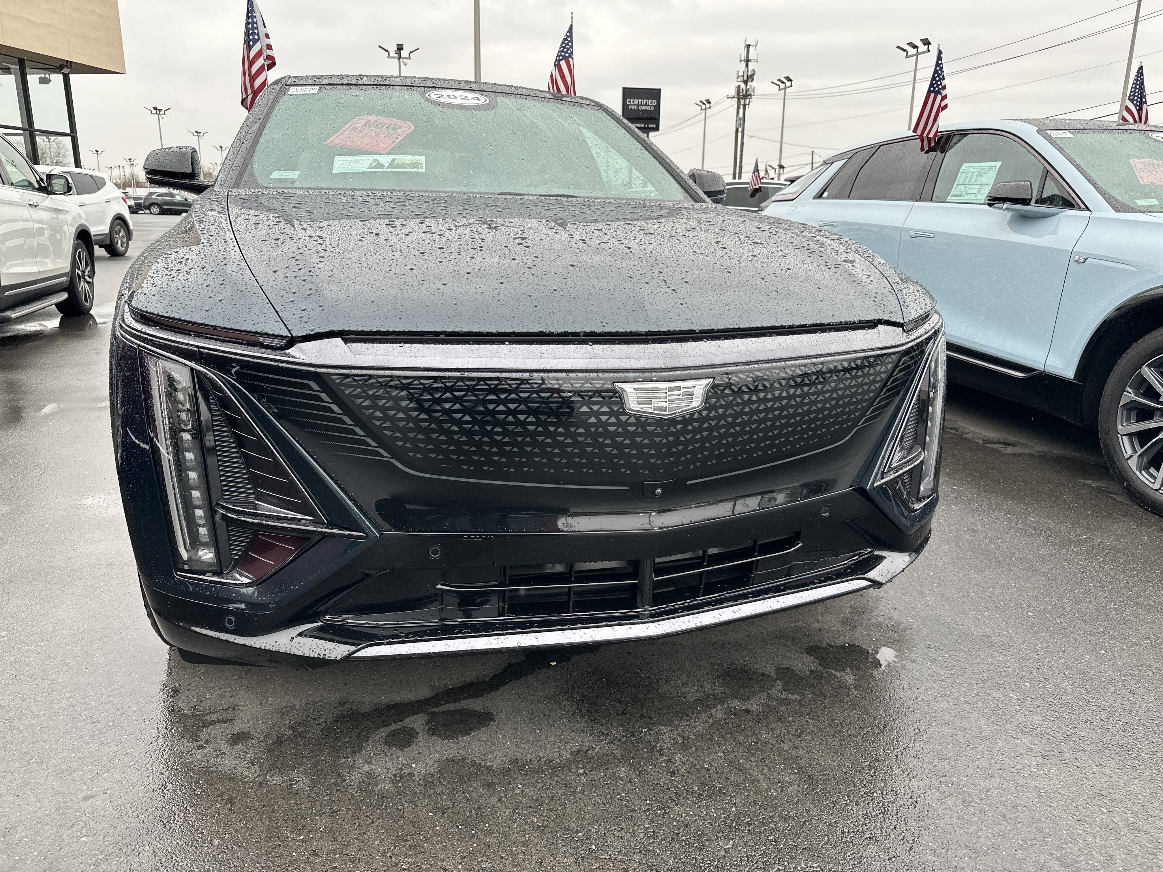 2024 Cadillac LYRIQ Sport