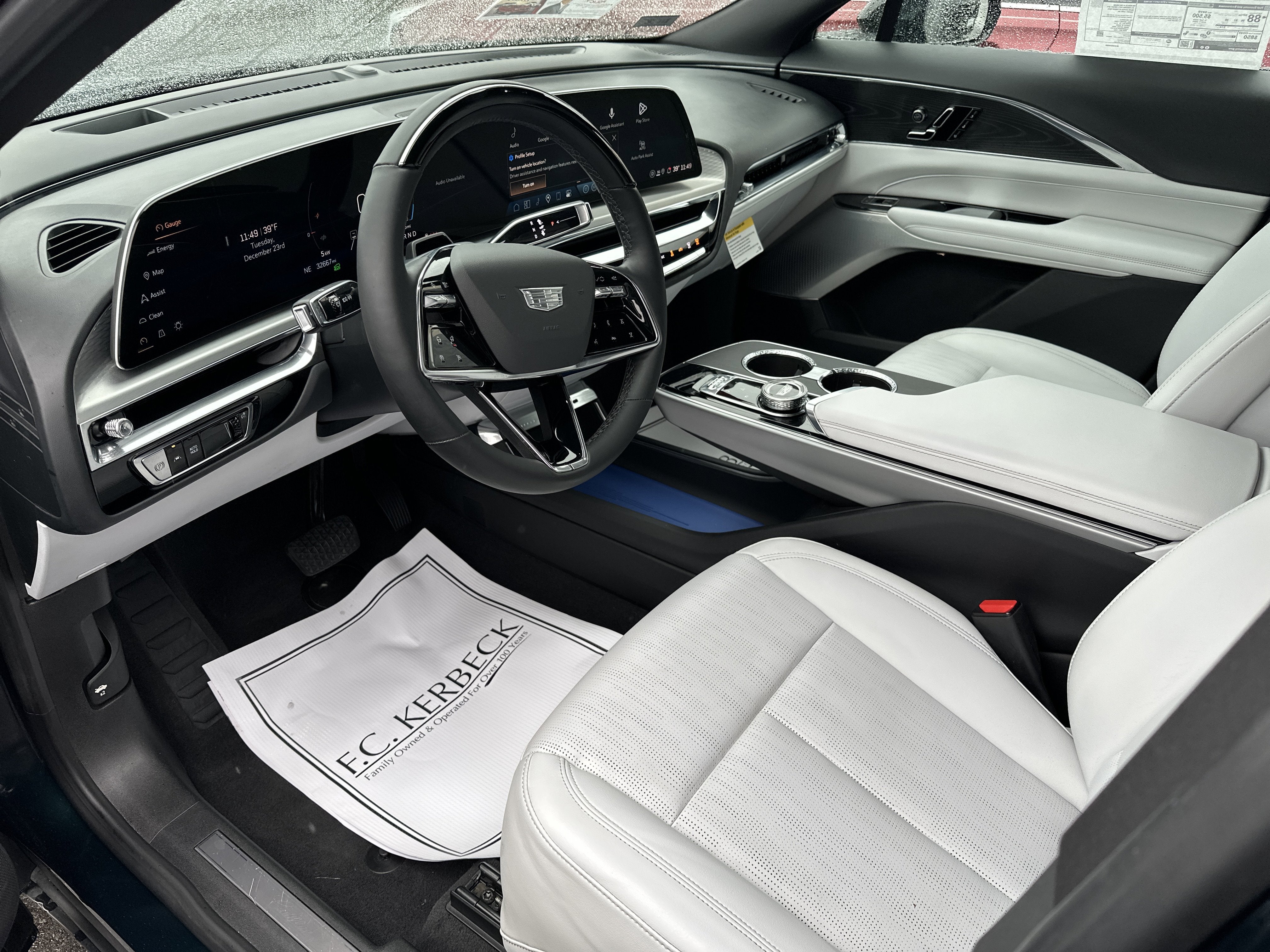 2024 Cadillac LYRIQ Sport