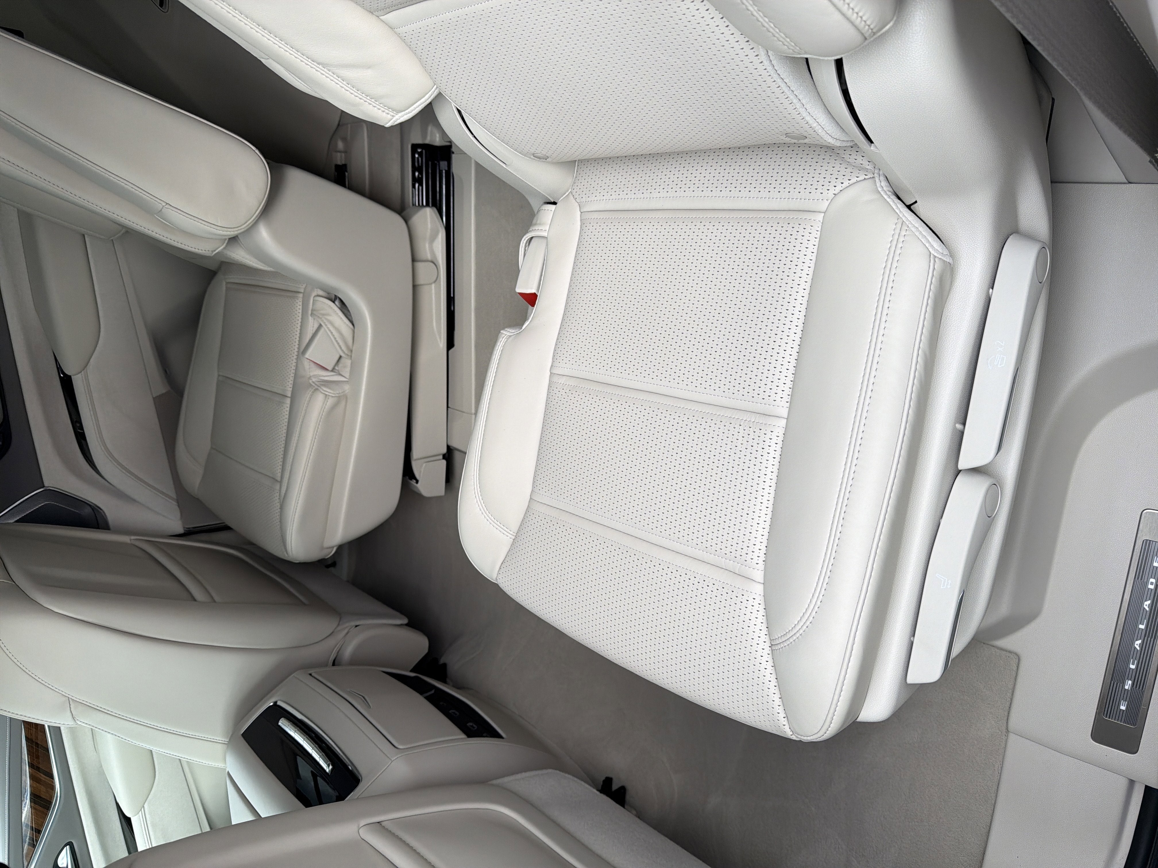 2024 Cadillac Escalade 4WD Premium Luxury Platinum