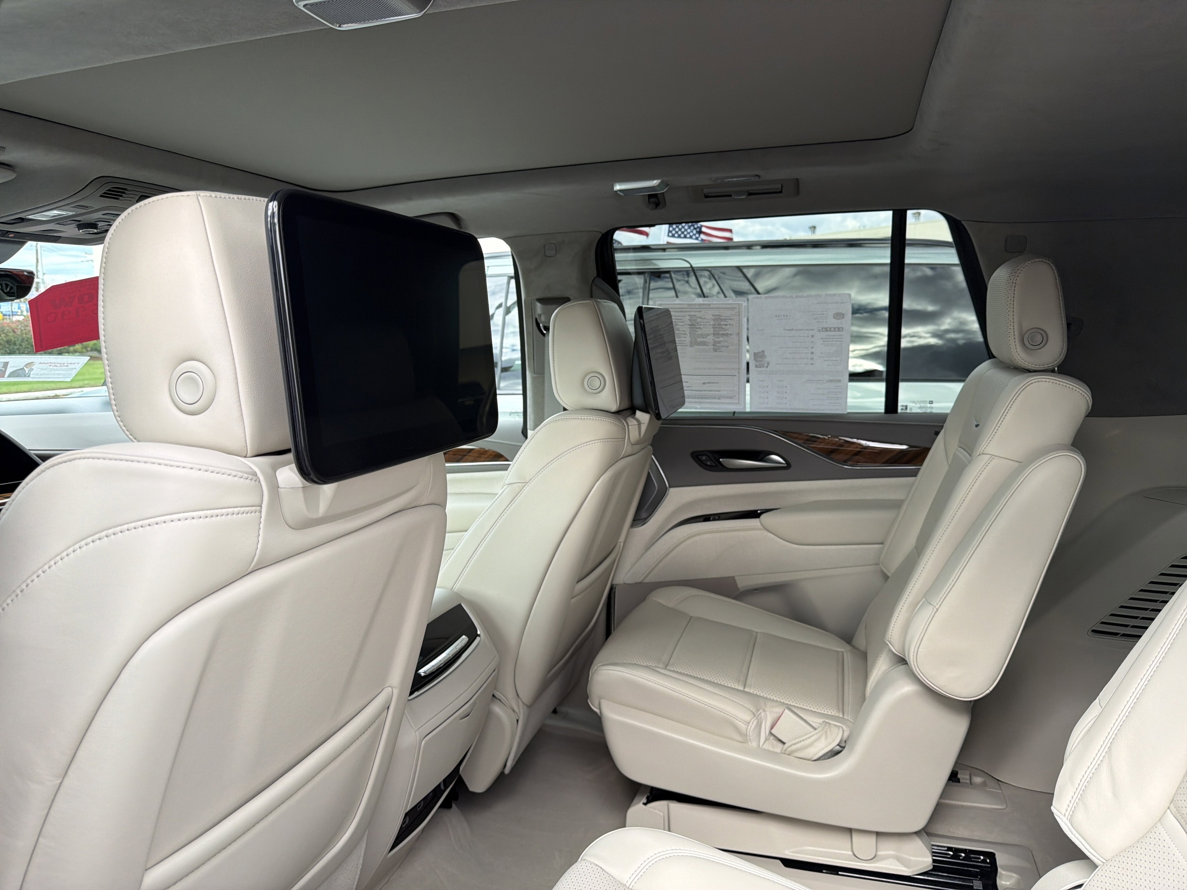 2024 Cadillac Escalade 4WD Premium Luxury Platinum