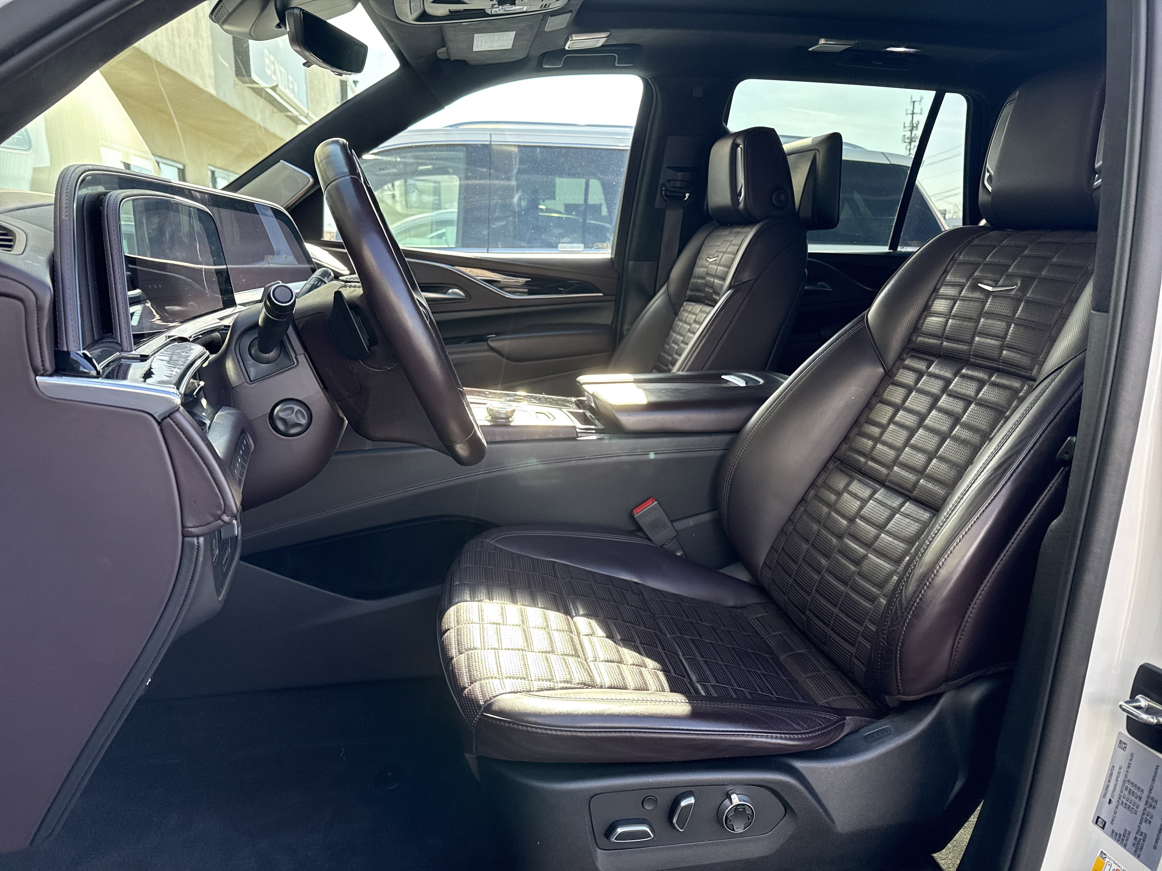 2023 Cadillac Escalade 4WD Sport Platinum