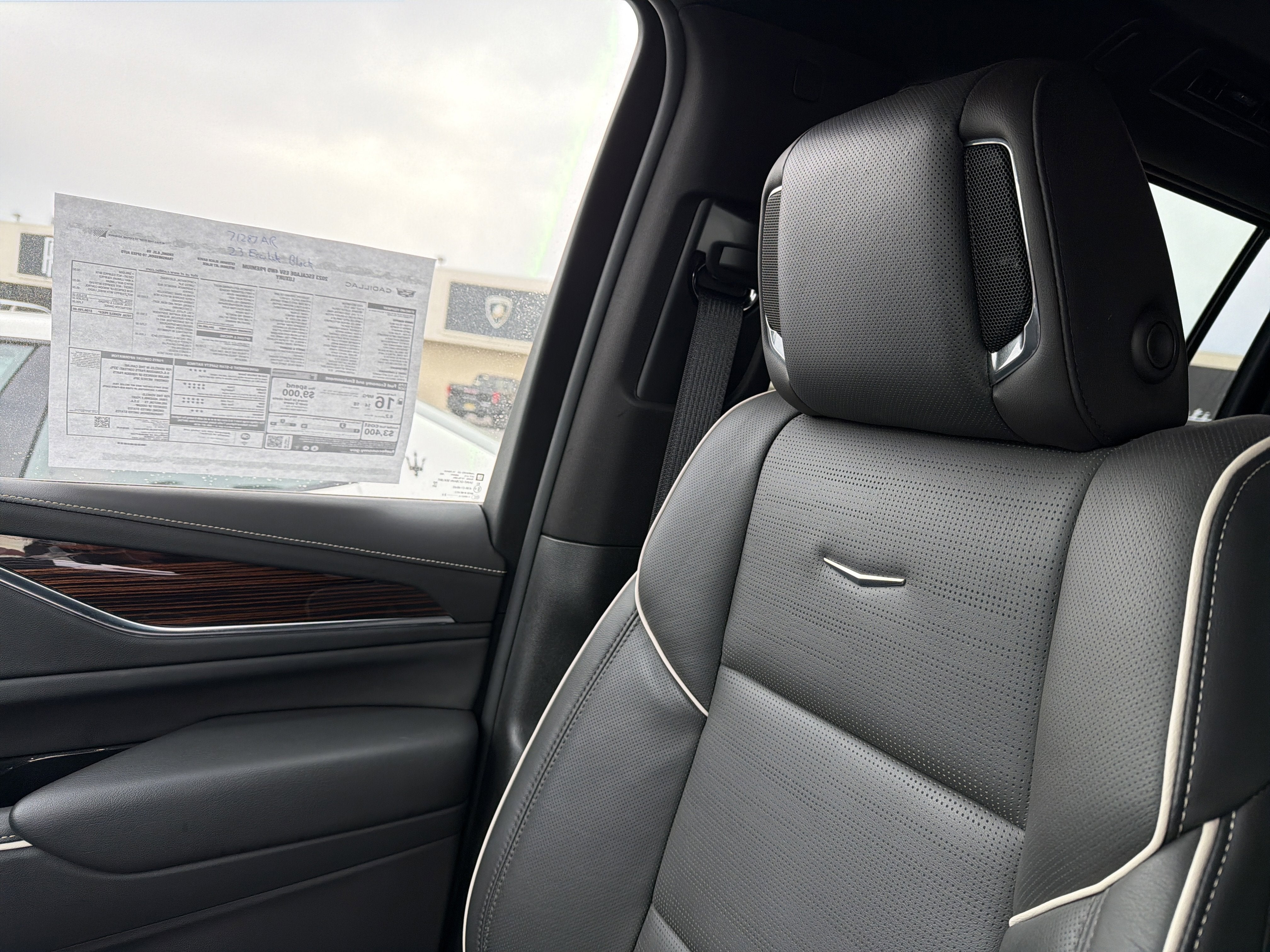 2023 Cadillac Escalade ESV 4WD Premium Luxury