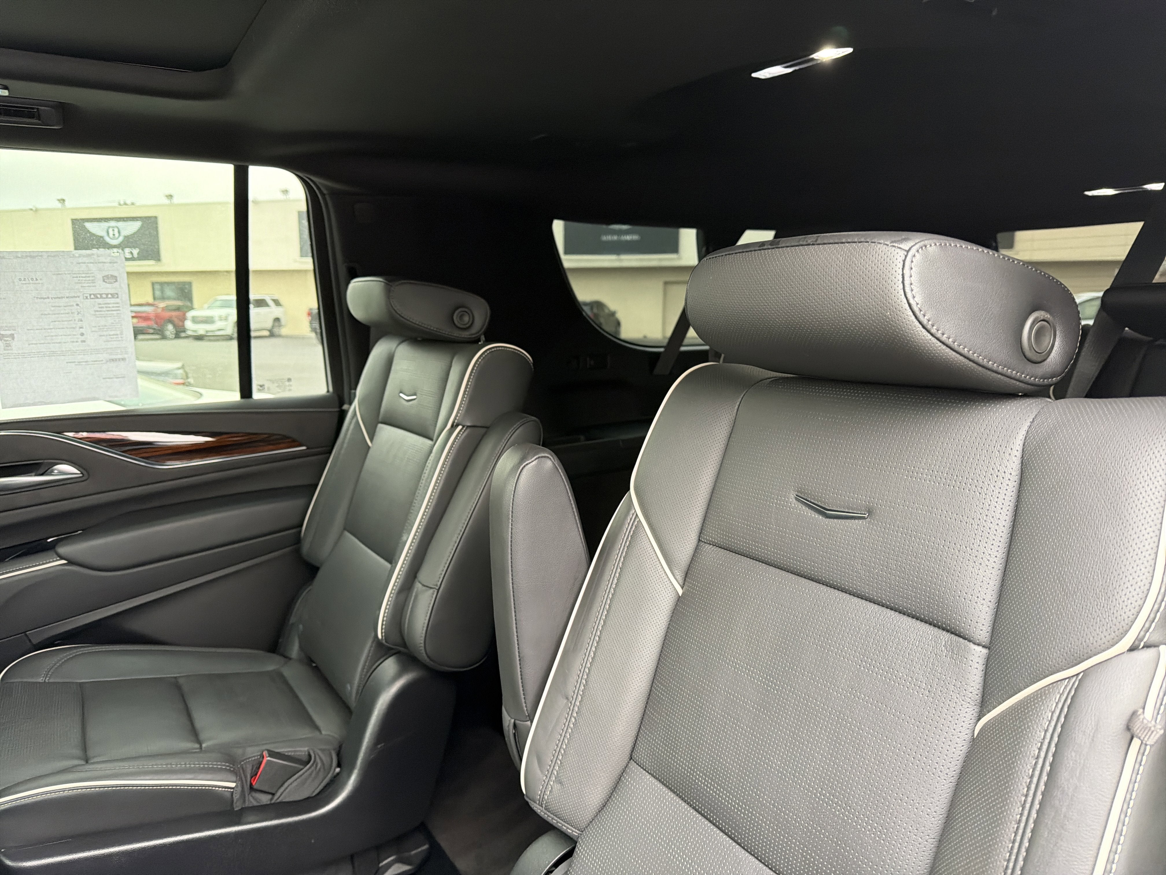 2023 Cadillac Escalade ESV 4WD Premium Luxury