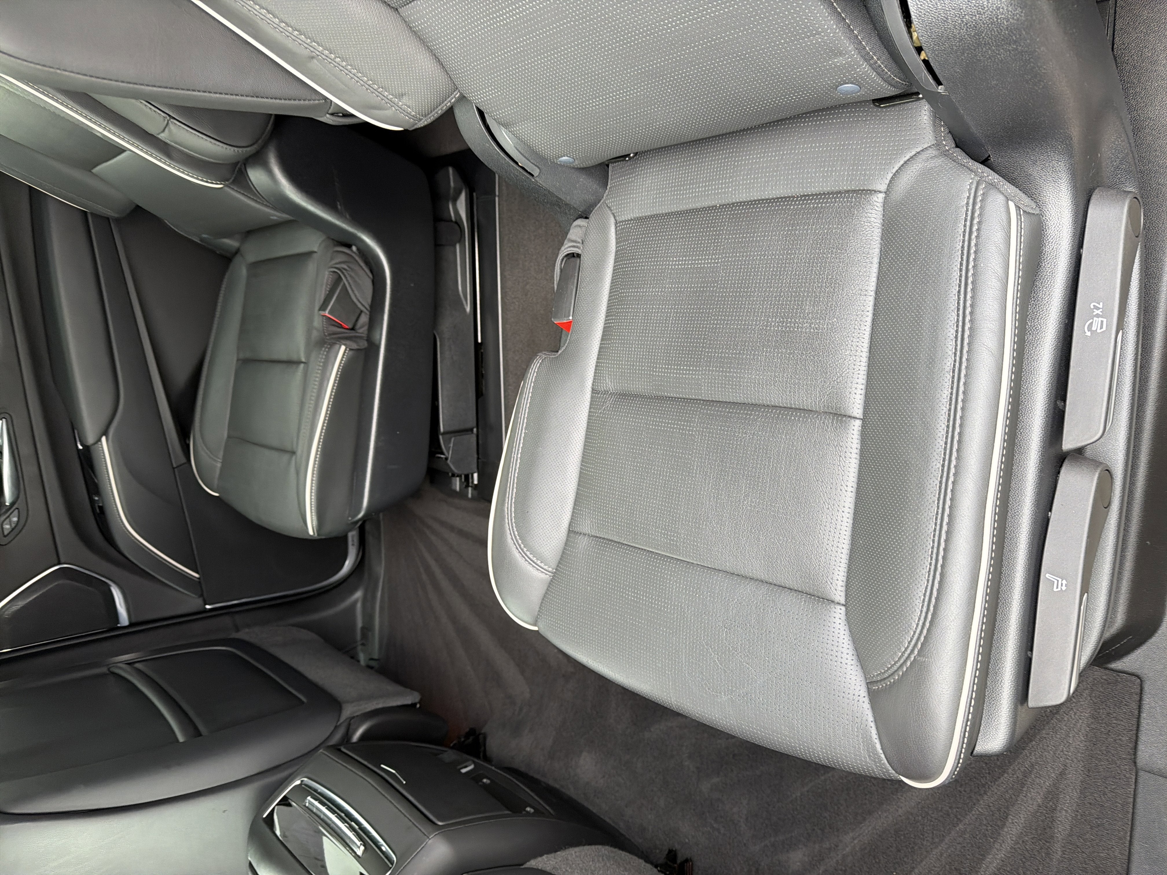 2023 Cadillac Escalade ESV 4WD Premium Luxury