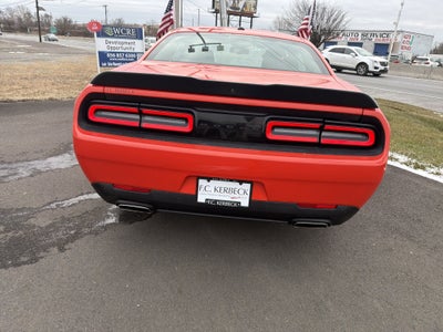 2022 Dodge Challenger SXT