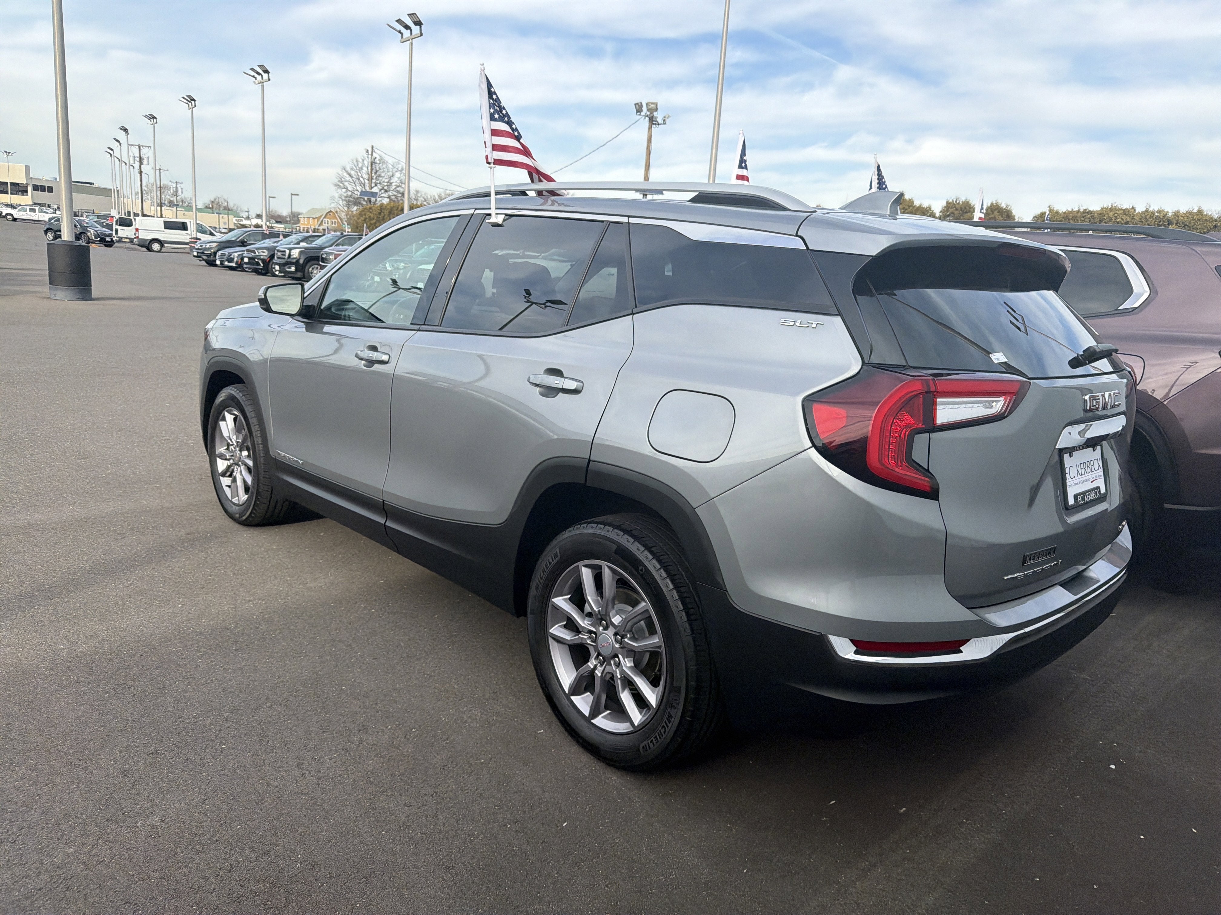2023 GMC Terrain SLT