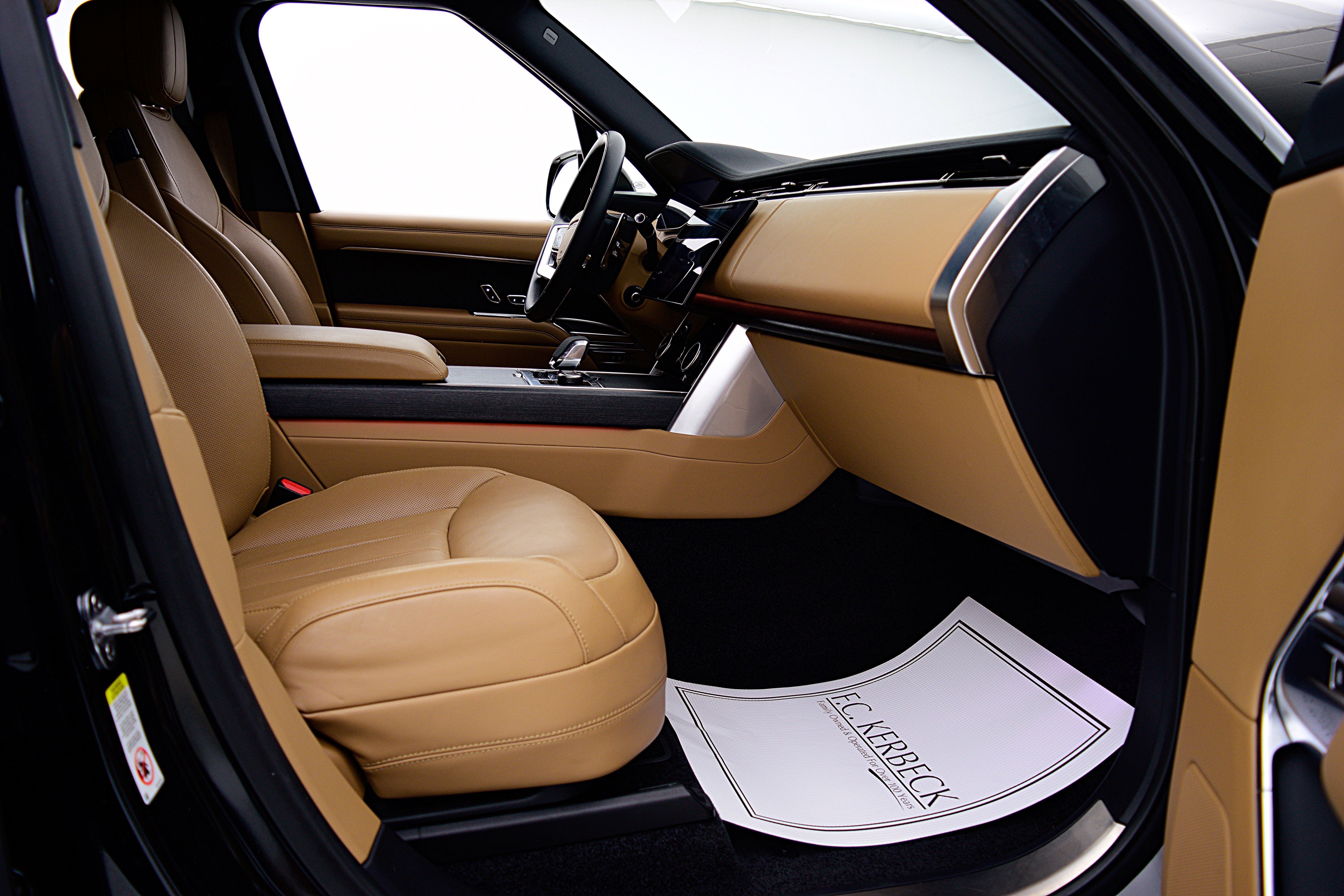 2023 Land Rover Range Rover SE P530 SE SWB