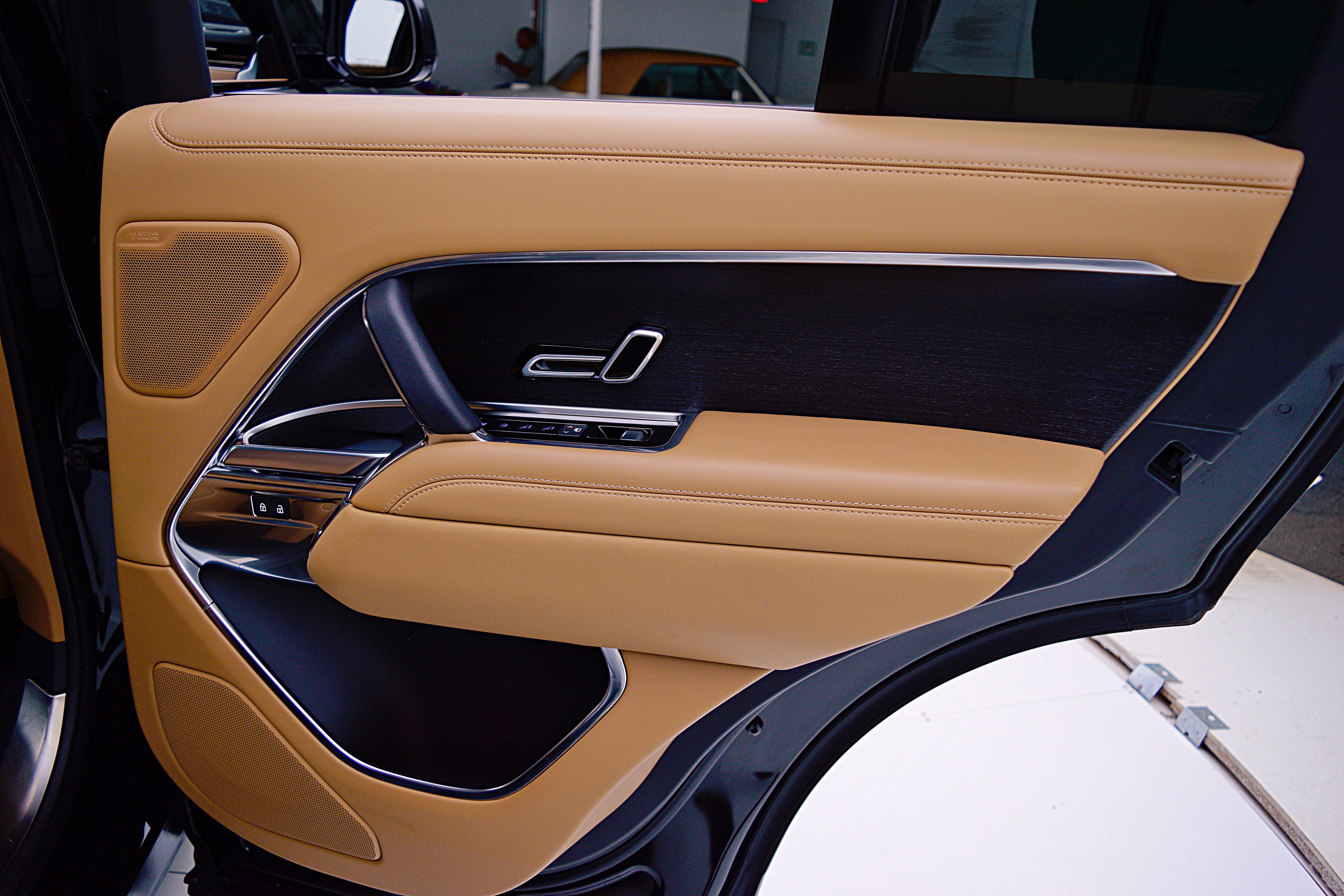 2023 Land Rover Range Rover SE P530 SE SWB