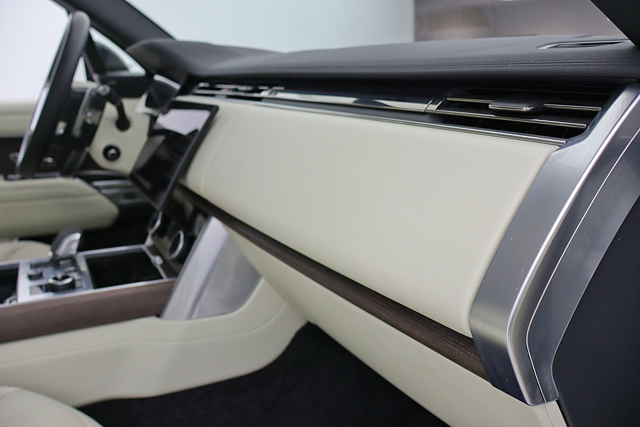 2023 Land Rover Range Rover P530 SE