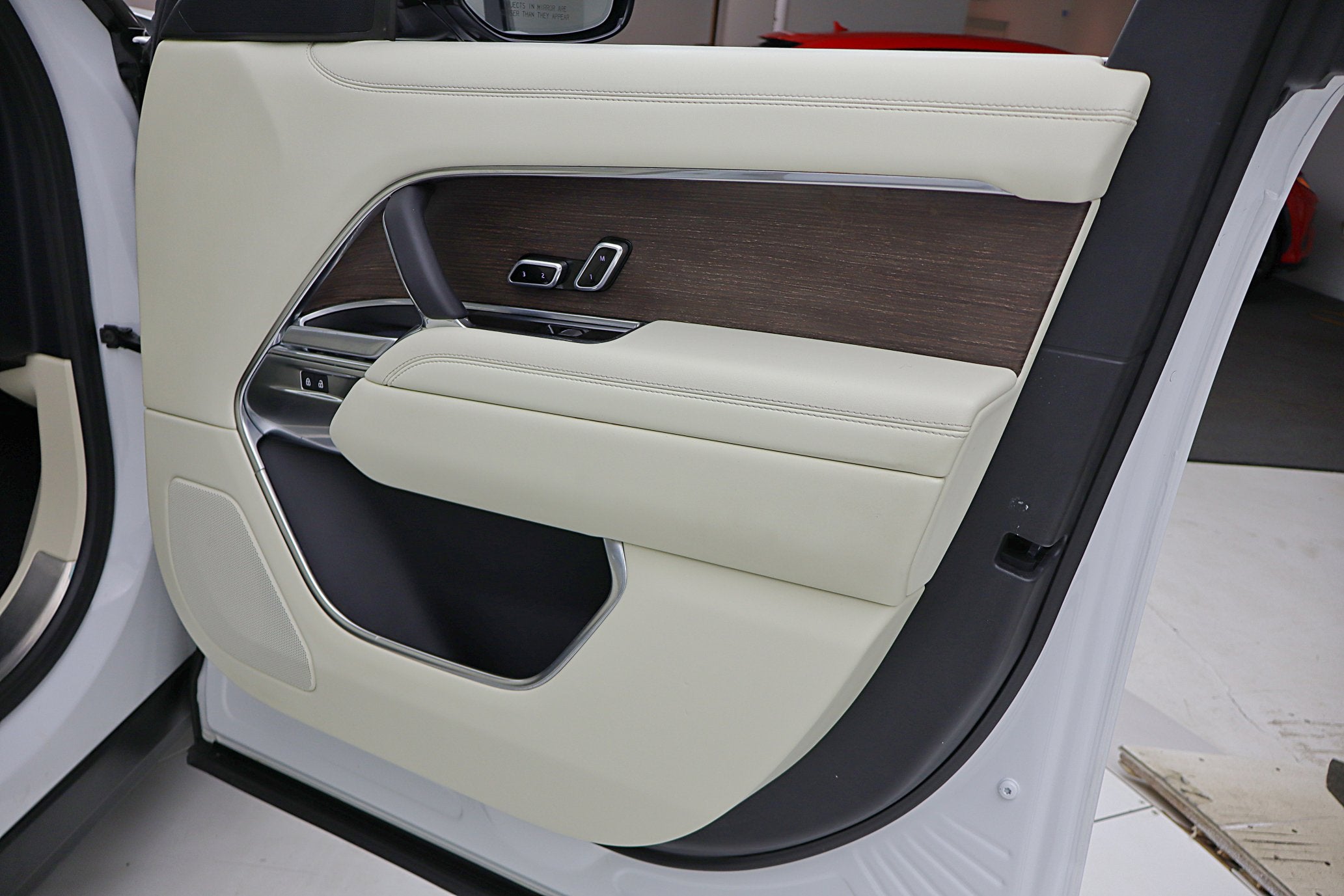 2023 Land Rover Range Rover P530 SE